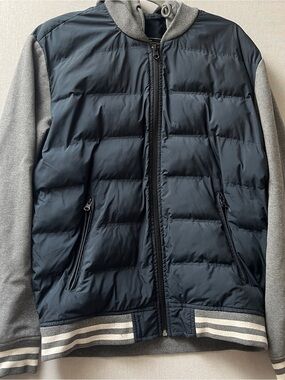 American Eagle Outfitters Men's Small Gray Striped Varsity Bomber Jacket
